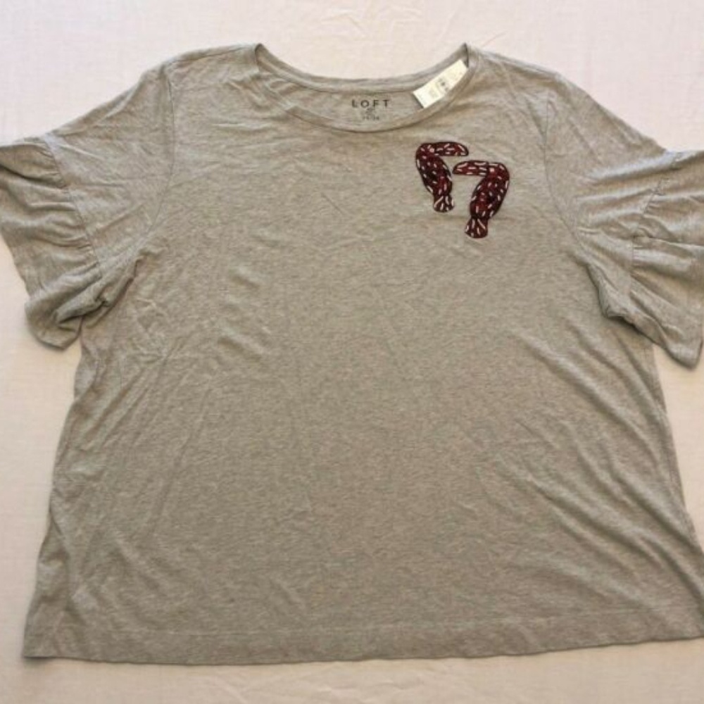 Loft Plus Flutter Sleeve Tee with Toucan detail